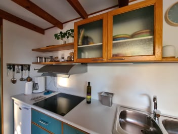 The fitted kitchenette